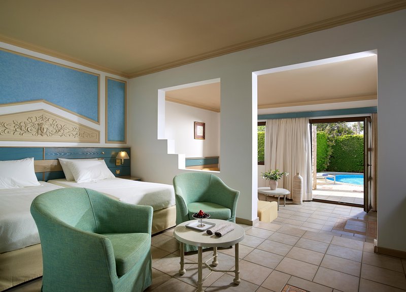 Mitsis Royal Mare 22