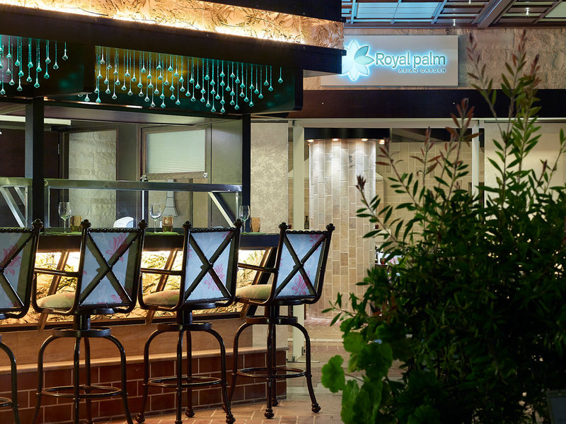 Mitsis Royal Mare 25