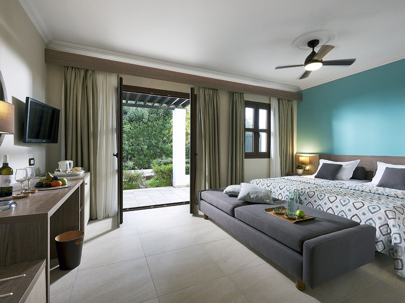 Mitsis Royal Mare 39