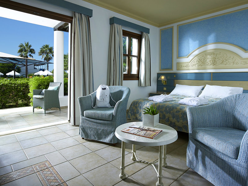 Mitsis Royal Mare 41