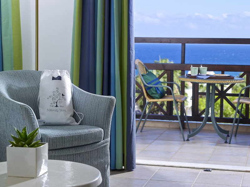 Mitsis Royal Mare 42