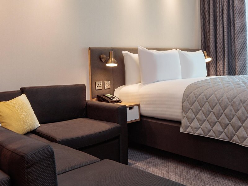 Holiday Inn London - Heathrow Bath Road 35