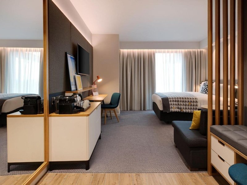 Holiday Inn London - Heathrow Bath Road 36