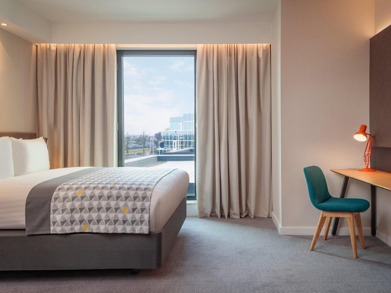 Holiday Inn London - Heathrow Bath Road 37