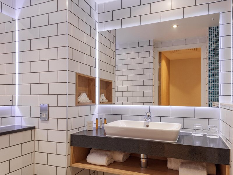 Holiday Inn London - Heathrow Bath Road 42