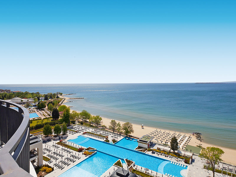 Secrets Sunny Beach Resort & Spa 8