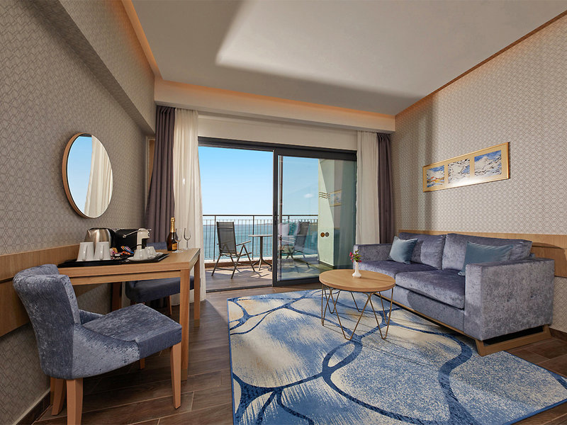 Secrets Sunny Beach Resort & Spa 16