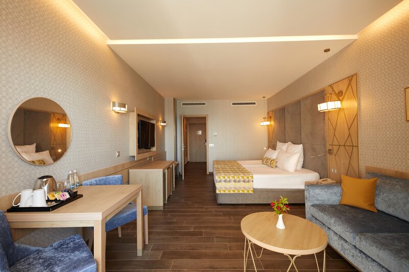 Secrets Sunny Beach Resort & Spa 41