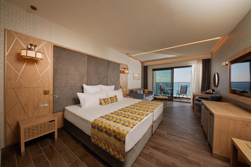 Secrets Sunny Beach Resort & Spa 42