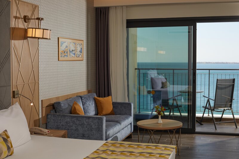 Secrets Sunny Beach Resort & Spa 44