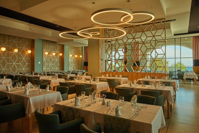 Secrets Sunny Beach Resort & Spa 54