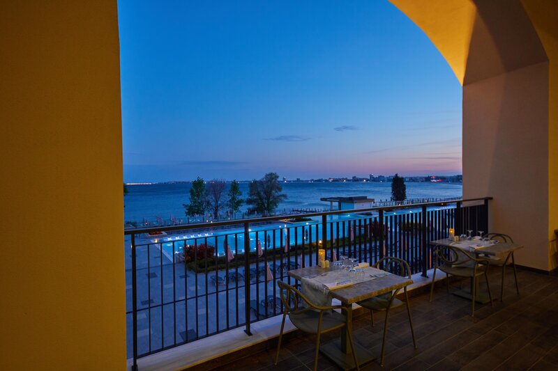 Secrets Sunny Beach Resort & Spa 86