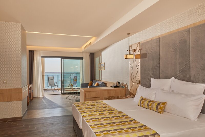 Secrets Sunny Beach Resort & Spa 97