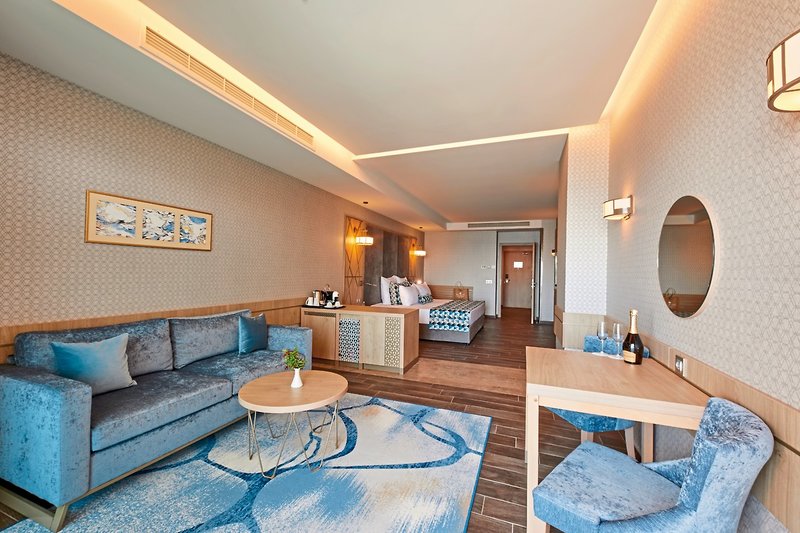 Secrets Sunny Beach Resort & Spa 14