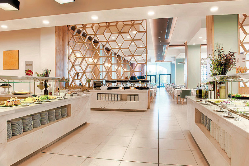 Secrets Sunny Beach Resort & Spa 30