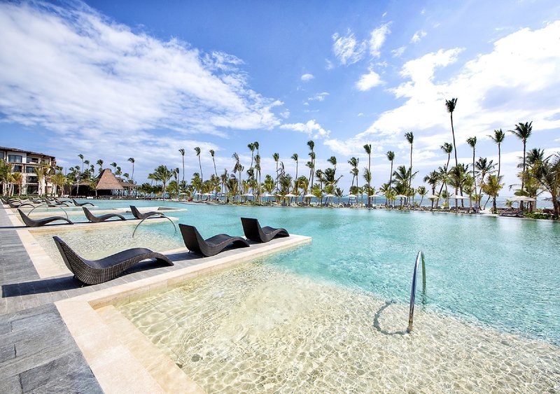 Unique Club At Lopesan Costa Bavaro Resort 2