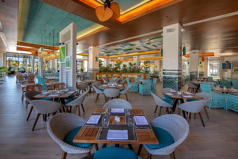 Adults Only Club at Lopesan Costa Bavaro Resort 1