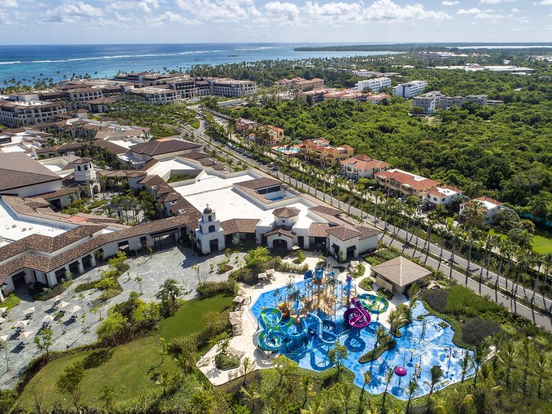 Adults Only Club at Lopesan Costa Bavaro Resort 1