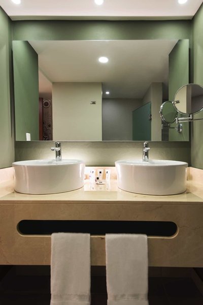 Emotions by Hodelpa Playa Dorada 14