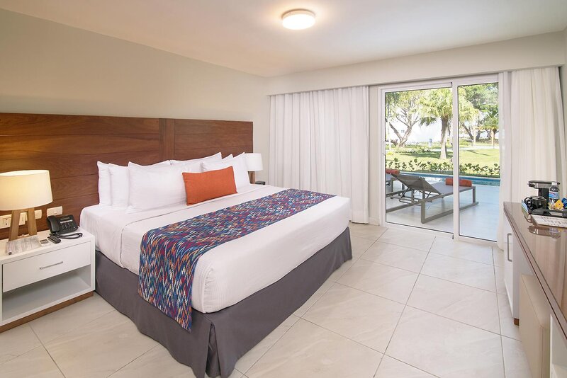 Emotions by Hodelpa Playa Dorada 26