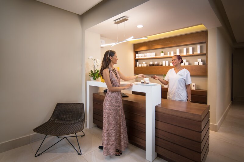 Emotions by Hodelpa Playa Dorada 38