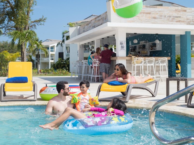 Emotions by Hodelpa Playa Dorada 8