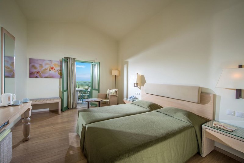 Silva Beach 8