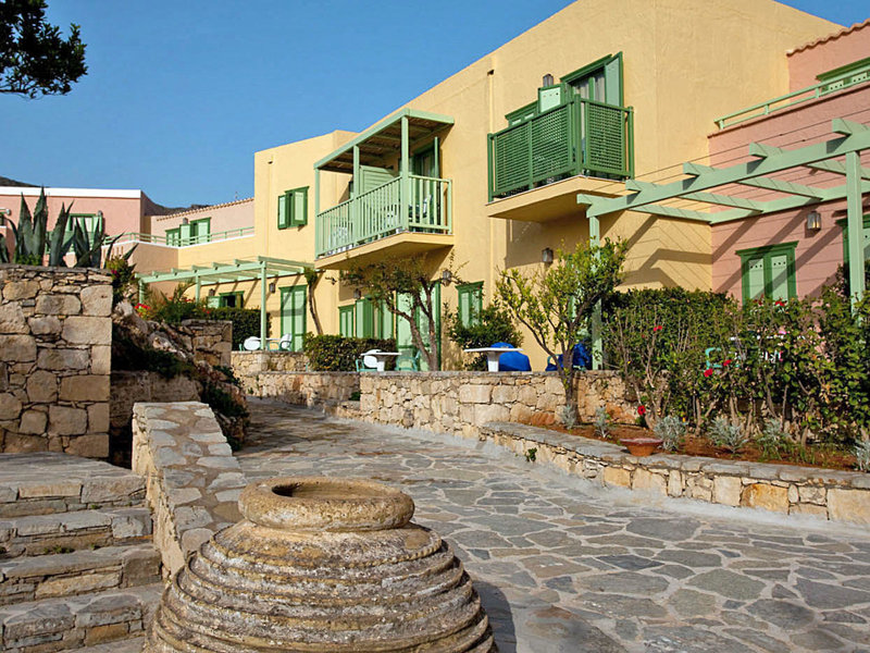 Silva Beach & Annex 1 - Exterior