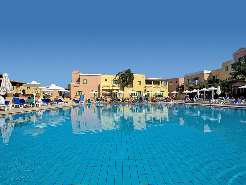 Silva Beach & Annex 2 - Exterior