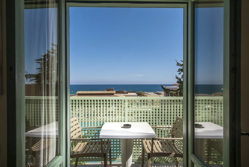 Silva Beach 7