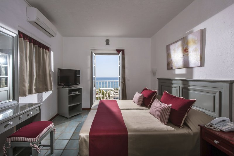 Silva Beach 8