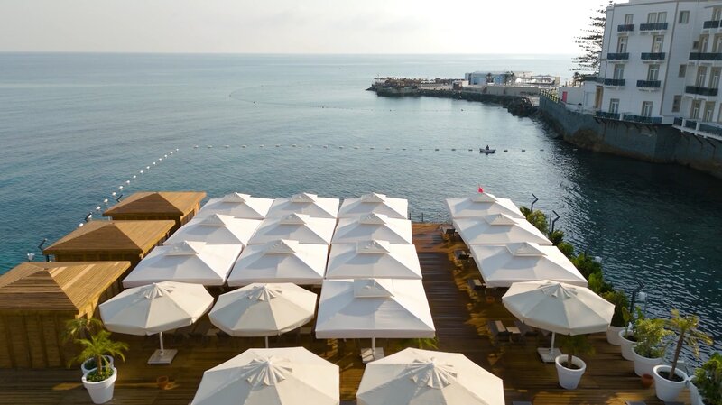 Rocks Hotel & Casino 6