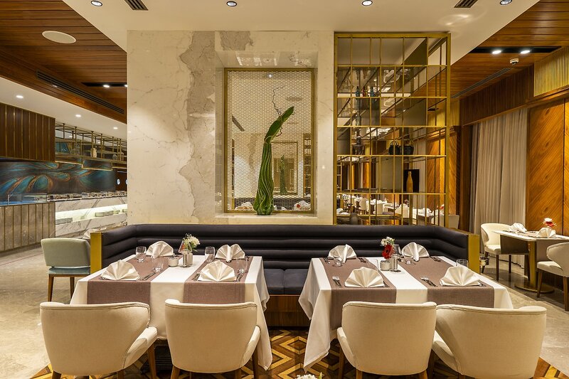 Rocks Hotel & Casino 10