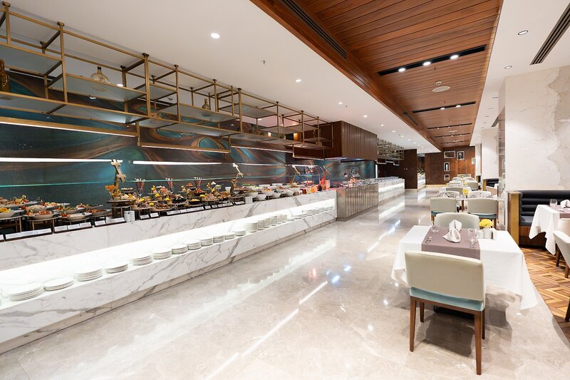 Rocks Hotel & Casino 11