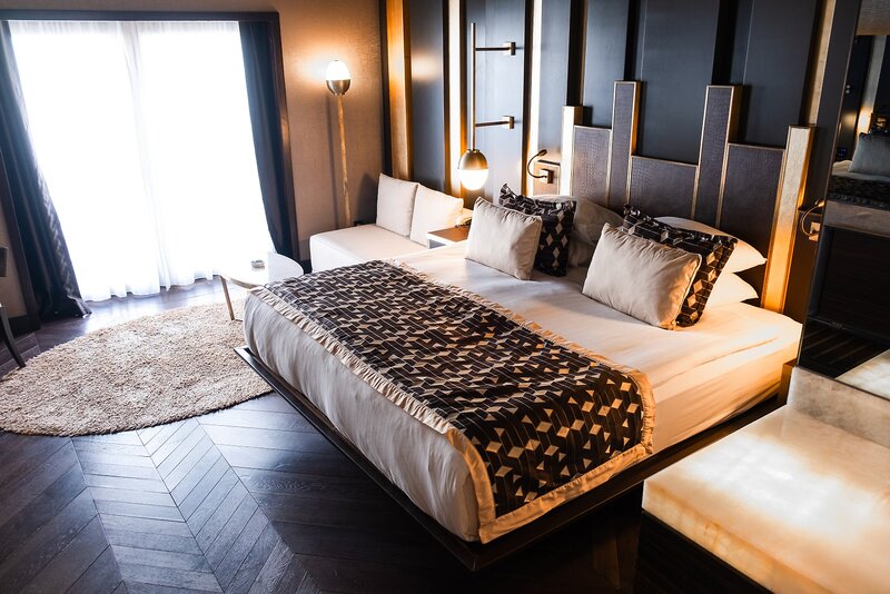 Rocks Hotel & Casino 25