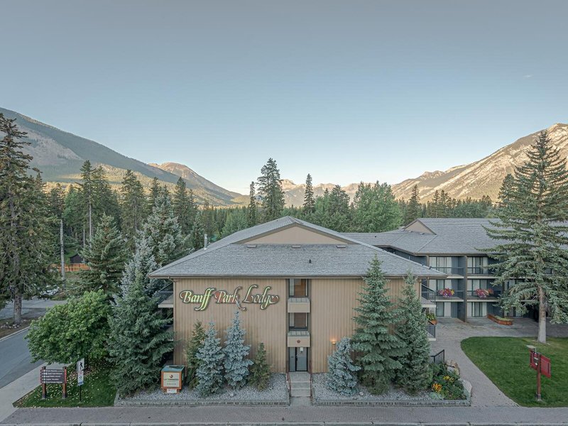 Banff Park Lodge 4