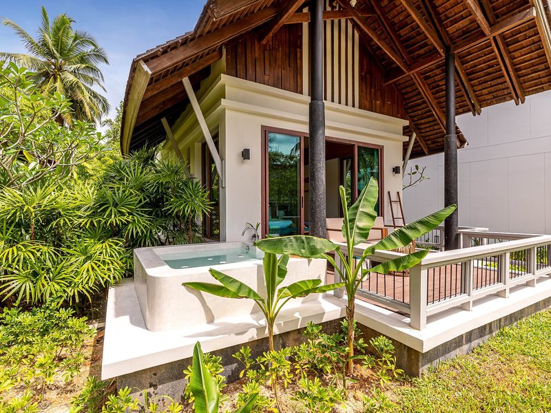 Manathai Khao Lak 3