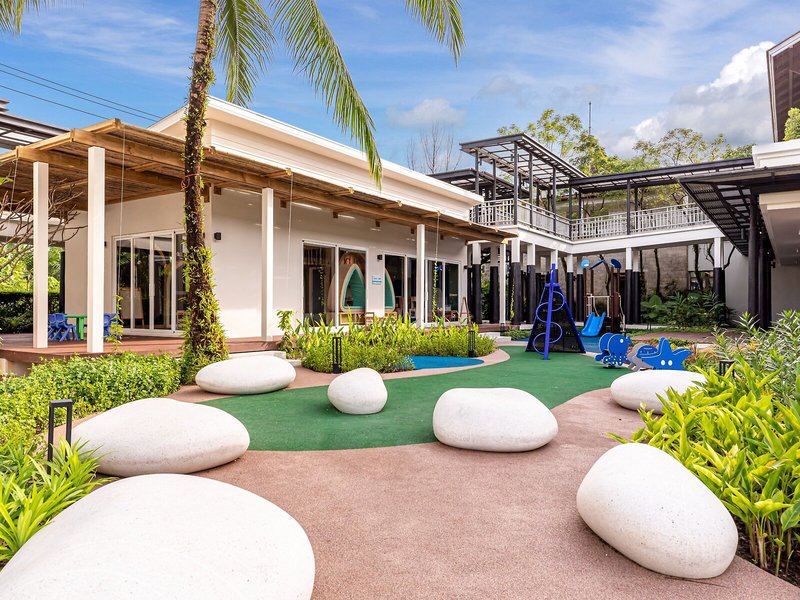 Manathai Khao Lak 1
