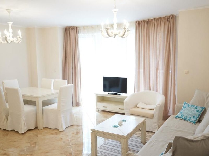 Venera & Anastasia Palace Apartments 24