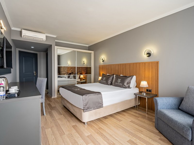 Odelia Resort Hotel 32