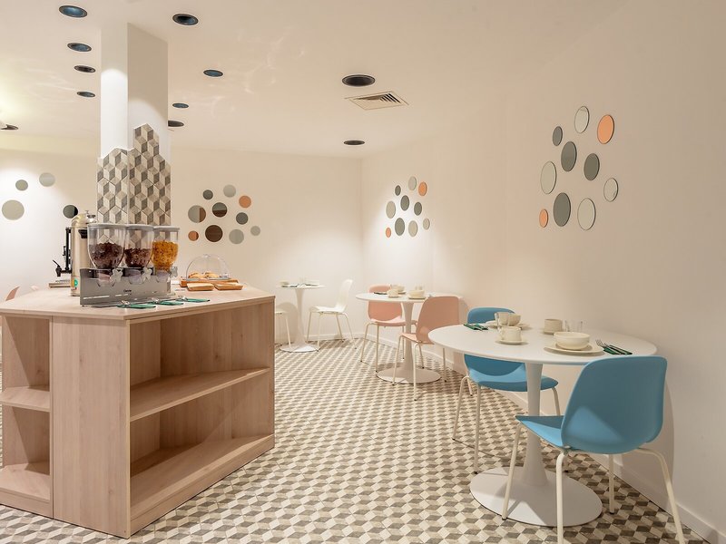 Priska Med Luxury Rooms 13