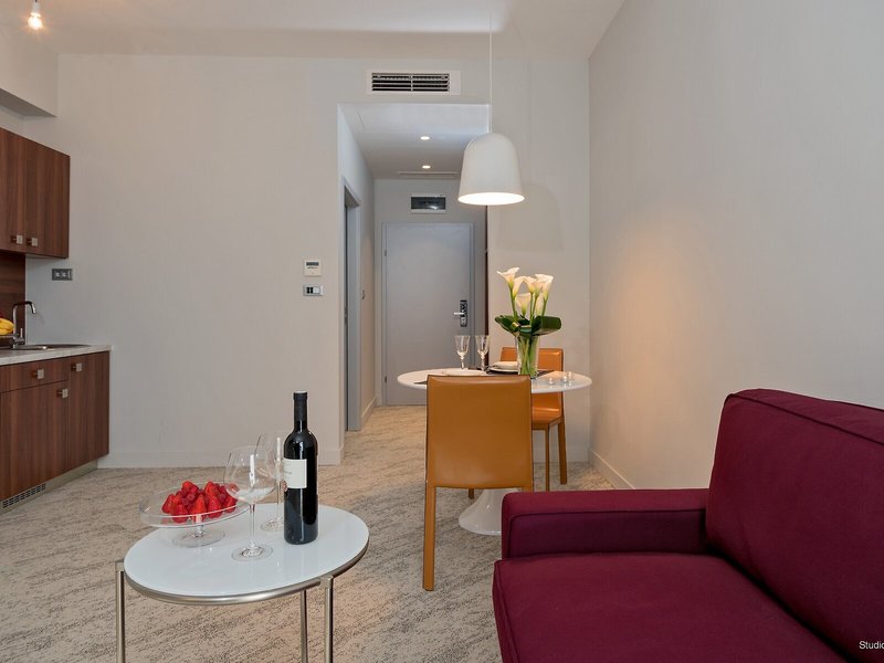Priska Med Luxury Rooms 35