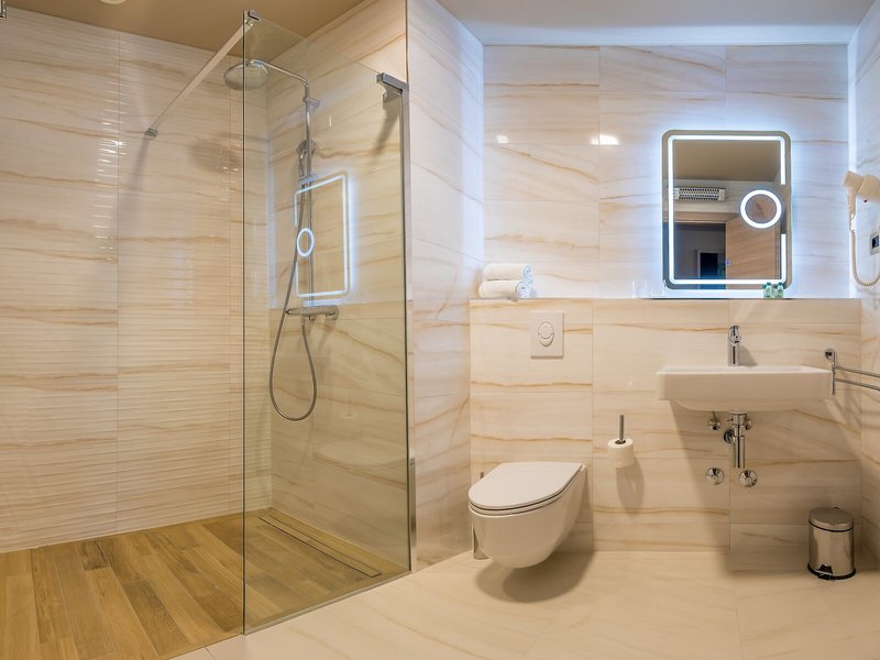 Priska Med Luxury Rooms 37
