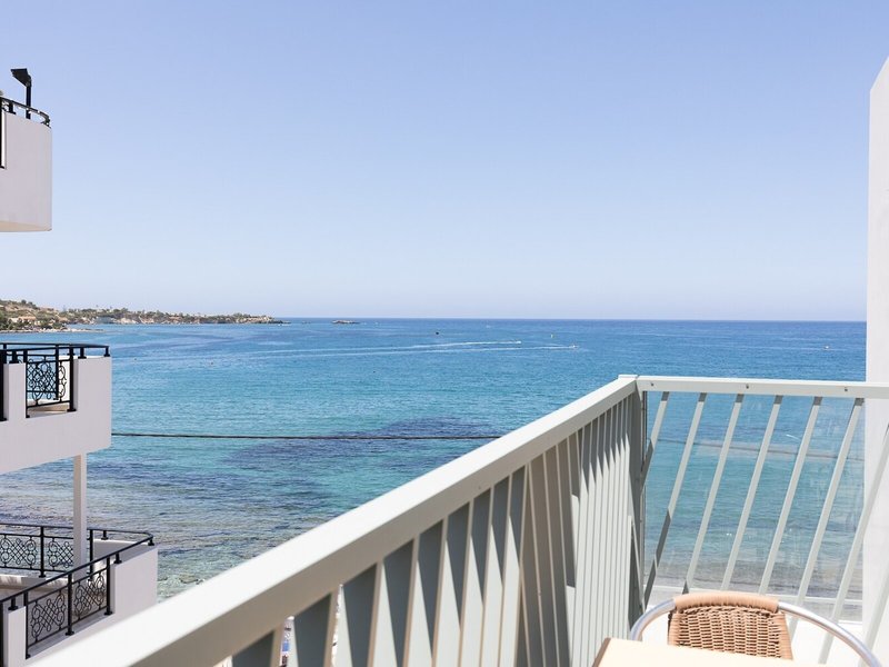 Alia Beach 6