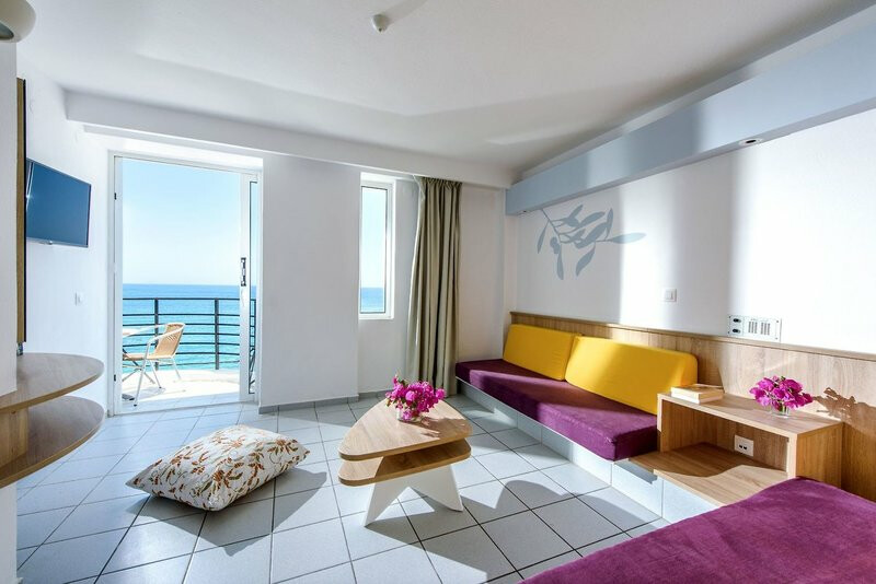 Alia Beach 7
