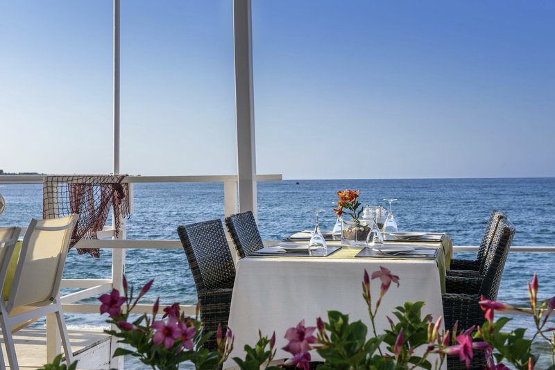 Alia Beach 7