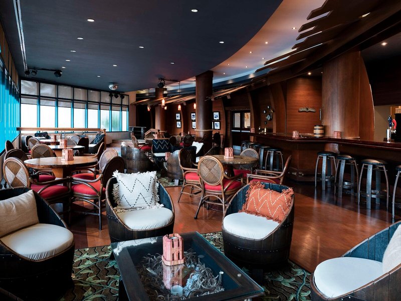 Hilton Barbados 28 - Bar