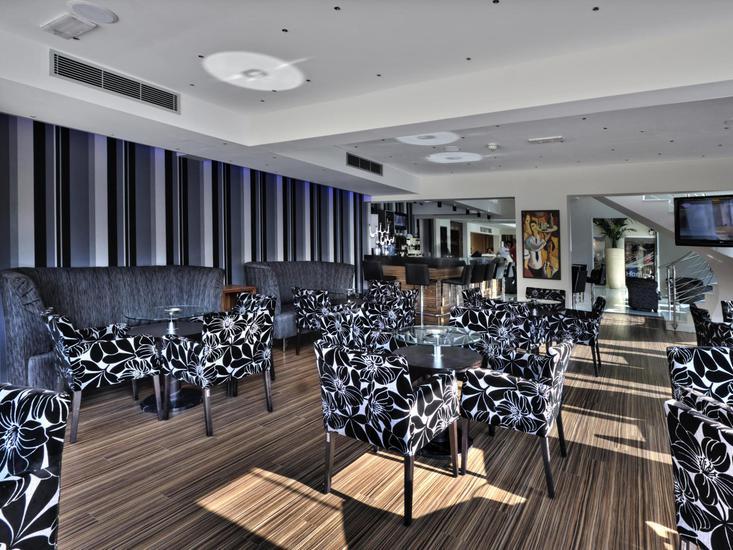 Livadhiotis City Hotel 6