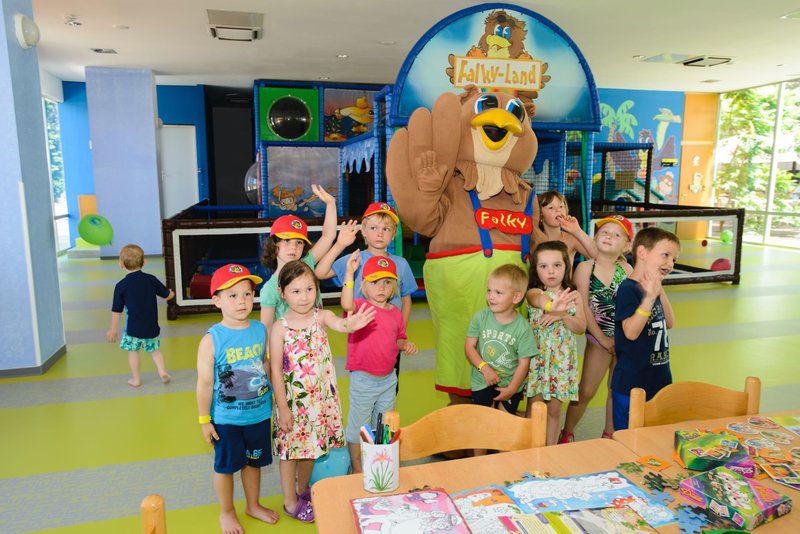 Falkensteiner Club Funimation Borik 18