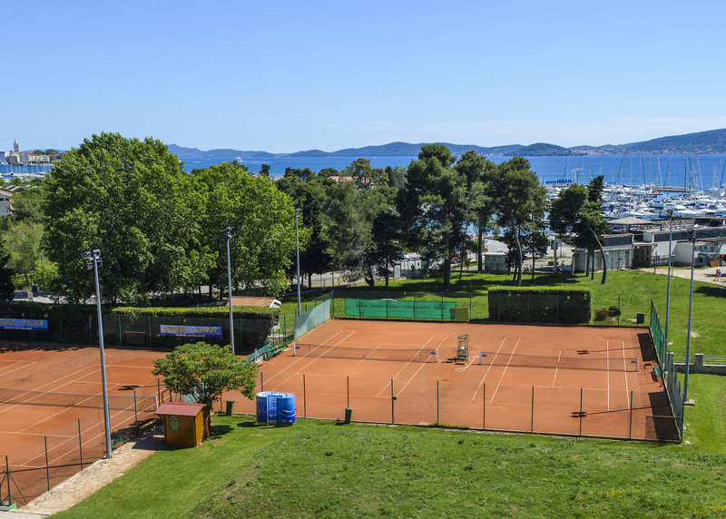 Falkensteiner Club Funimation Borik 14